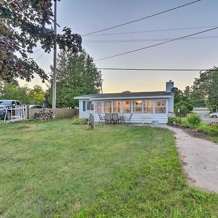 East Tawas Cabin With Lake Huron Access And Views Экстерьер фото