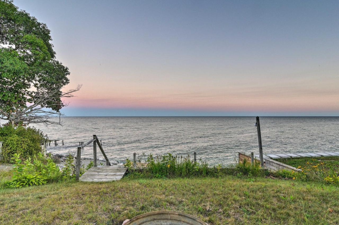 East Tawas Cabin With Lake Huron Access And Views Экстерьер фото